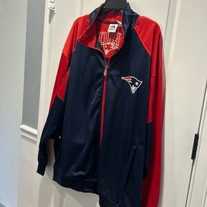 Men’s 3XL Patriots zip up.